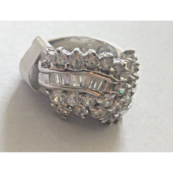 Italian 925 Sterling Silver Women's Ring with Cluster Cubic Zirconia -  Size 5 - Picture 6 of 6